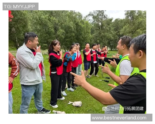 飞盘专题:聚焦武汉飞盘队的团队协作 飞盘专题:聚焦武汉飞盘队的团队协作